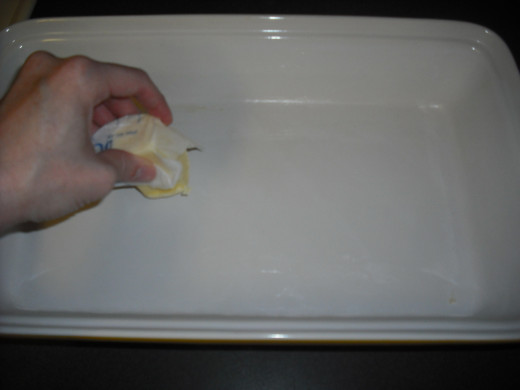 Butter a 9x13" casserole dish.