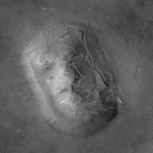 Face on Mars, NASA 2001 Image