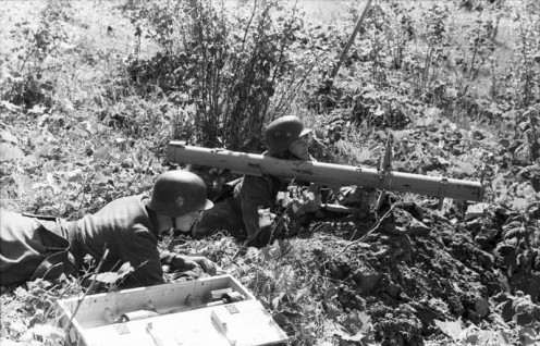 Estonian soldiers of the 20th Waffen Grenadier Division of the SS (1st Estonian) with a Panzerschreck ("Stovepipe") anti-tank weapon. August 1944.
