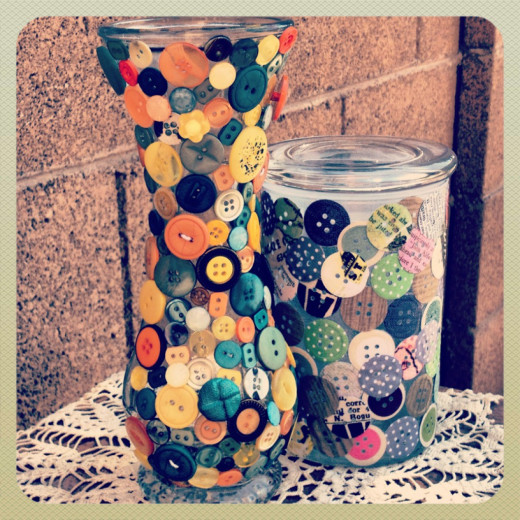 How to Make a Button Vase Decoration by Heather Says