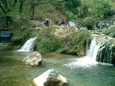 kempty falls the main attraction of Mussoorie.