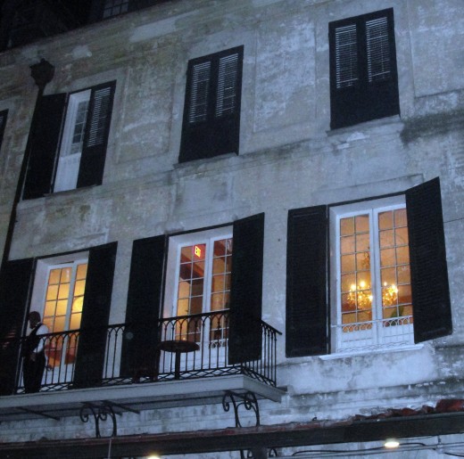 A waiter sneaks a smoke on the balcony where the ghost of a Civil War soldier is seen.