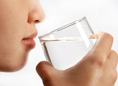 Rejuvenate yourself and be hydrated. Water clears up your throat effectively.