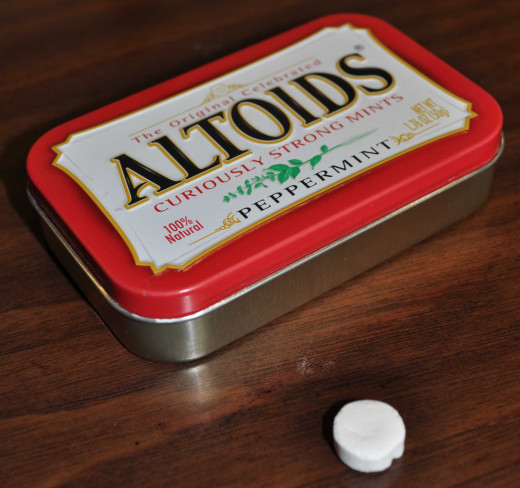 an altoid and its tin