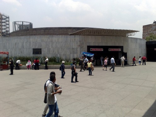 How to use Mexico City's Underground System (AKA "El Metro") How to use Mexico City's Underground System (AKA "El Metro")