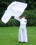 The symbolic use of flags and banners in praise and worship