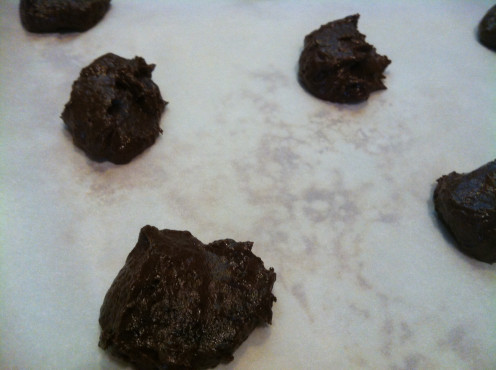 Be sure to leave enough space between the batter balls for spreading.