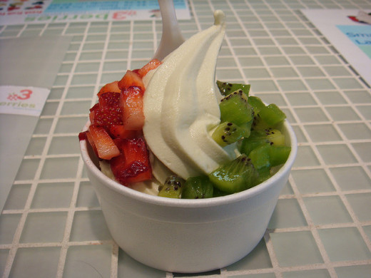 Frozen yogurt with fresh fruit toppings.