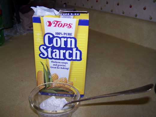 This is a couple of teaspoons of corn starch.