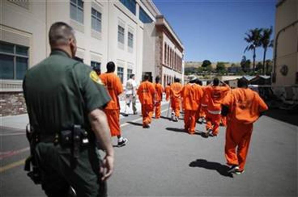 Federal Prison and the Corrupt Partnership Between Inmates and ...