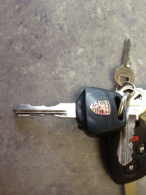 944 Porsche Key