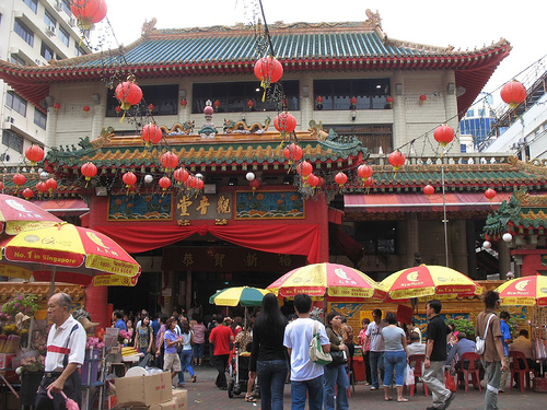 A typical Chinese temple in Singapore/Malaysia