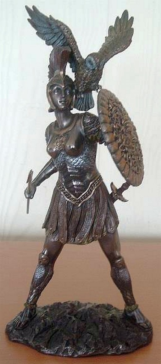 Богиня афина с совой