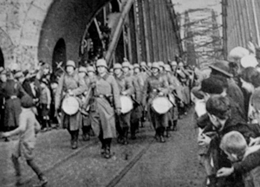 Troops marching into the Rhineland