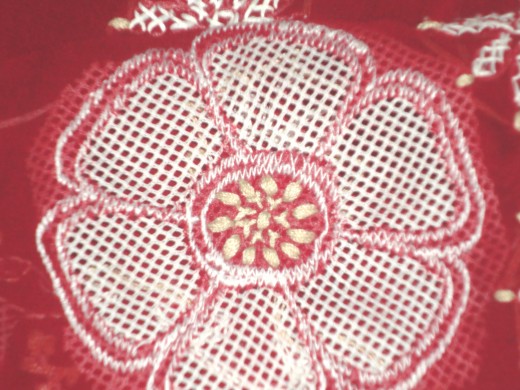 The unique lace or Jali work