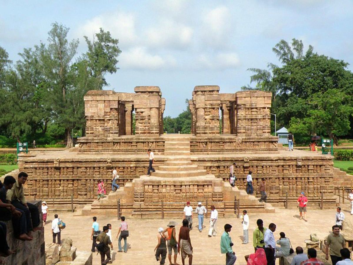 Konark Sun Temple in Odisha  - A Display of India's Ancient Architectural Grandeur