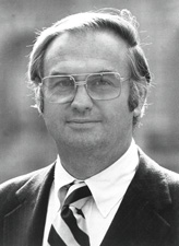 Lowell P. Weicker, Jr., Connecticut Governor, 1991-1995. Weicker had left the Republican Party and was elected governor as a member of "A Connecticut Party."