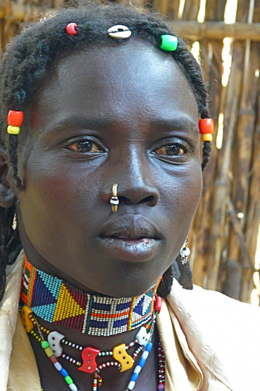 Lovely vintage hairstyle from the Kau people of the Nuba mountains in Sudan. Nigeria had a lot of similar styles