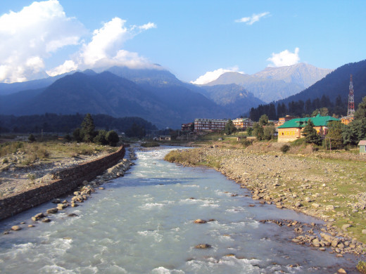 A view of the lidder river gushing through.