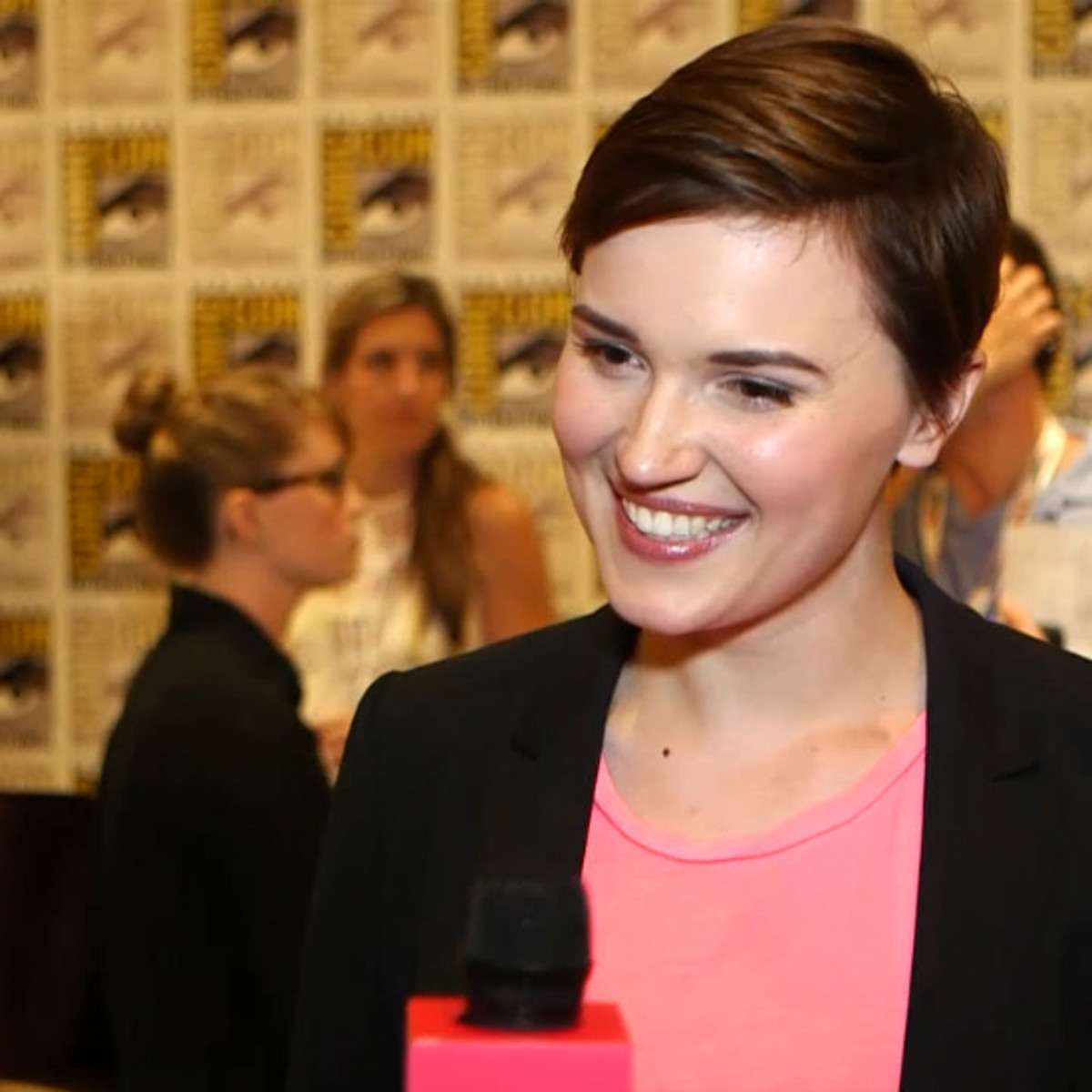 Biography of Author Veronica Roth