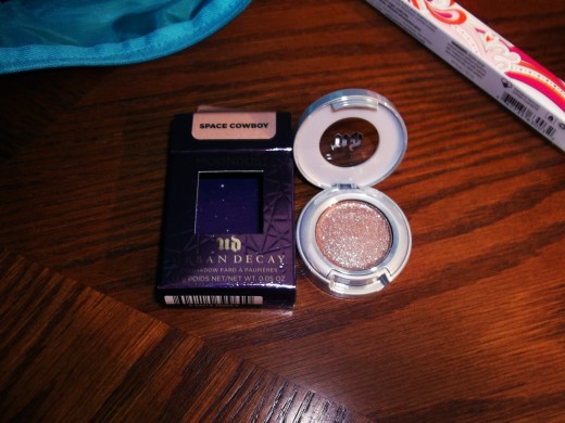 Urban Decay Moondust Eyeshadow in "Space Cowboy" - an extra item from Ipsy!