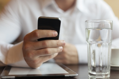Digital distractions diluting time with others 