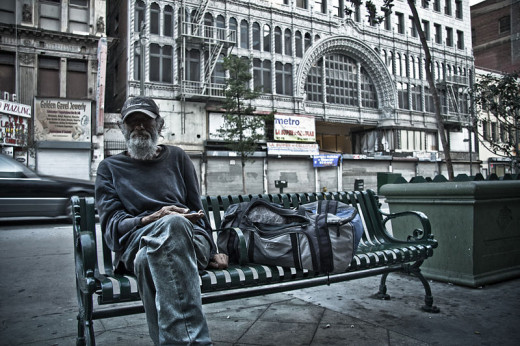 Homeless man los angeles - terabass.jpg 1 August 2009 CC-BY-SA-3.0
