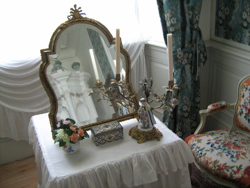 Magical and Haunted Mirrors HubPages