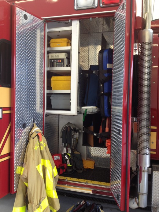 Equipment must be organized and ready for emergency calls. 