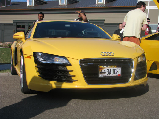 Standard V8 R8