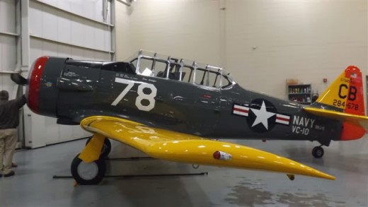 Texan T-6 on display owned and flown by Dan Schiffer.