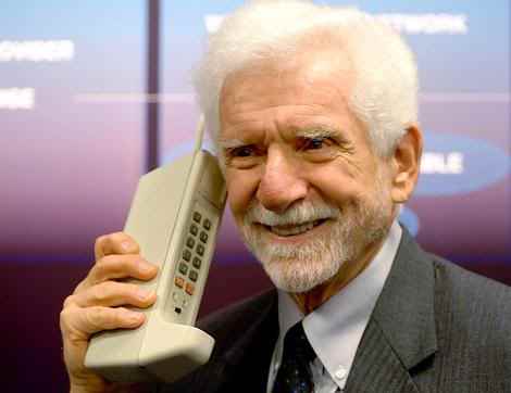 Dr Martin Cooper and the first portable/cell phone.