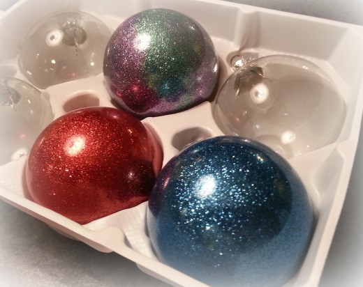 Easy to make glitter ornament make the perfect teacher gift.