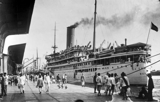 The arrival of the Dutch Steam ship "Op Ten Noord" in Batavia (Java). This ship has a long history. It was finally sunk by the Japanese in September 1944. At 30 oktober 1978 Holland receives 100,000,000 Yen from Japan as compensation.