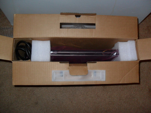 Verify that your laptop is well-placed in its box with all its related accessories.