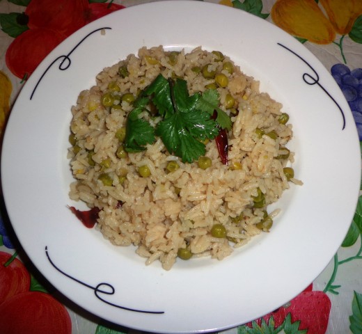 Cooked peas pulao