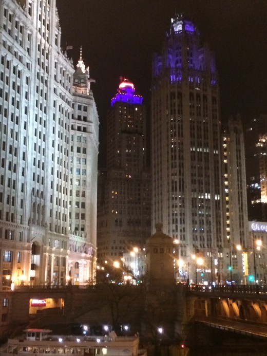 Downtown chicago at night