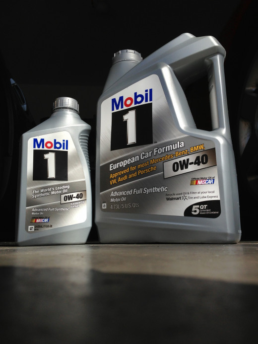 Mobil 1's 0W-40 synthetic "Euro" blend works well with the 1.8T engine. Its "0W" cold-rating flows fast at start-up to lubricate parts, while its "40"-grade protects under high speeds (and temperatures).