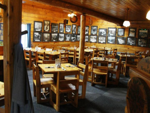 Have breakfast, lunch and dinner here at their restaurant located at their lodge.