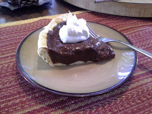 Easy Peasy Chocolate Pudding Pie