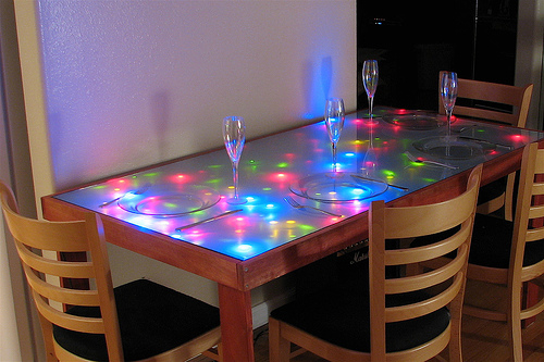 How to choose a wood table - inset lights - Photo by Oskay - flickr