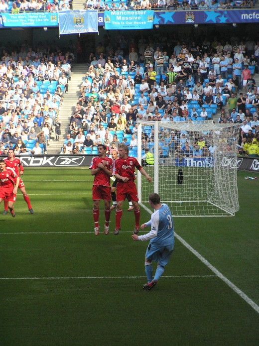 Free kick, Manchester City FC v Liverpool FC.
