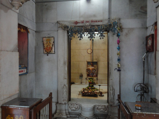 narmadeshwar mahadev temple