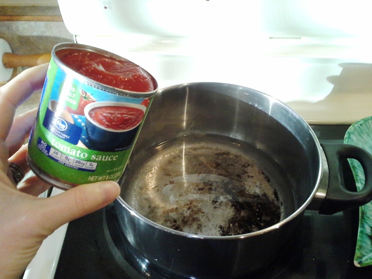 Step Three: Add your tomato sauce to the pot 