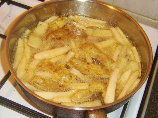 Deep frying fries and potato skins