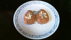 Hearty, Healthy Almond Cookie Biscuits
