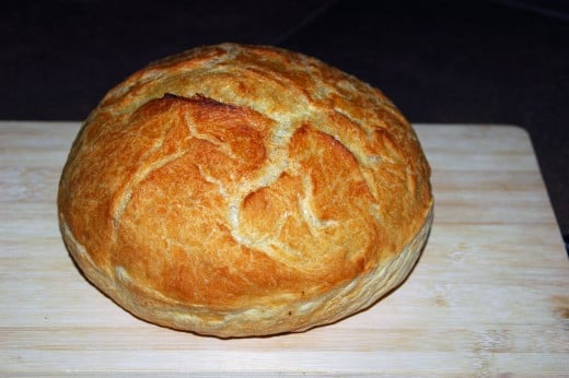 Homemade artisan loaf in 5 minutes