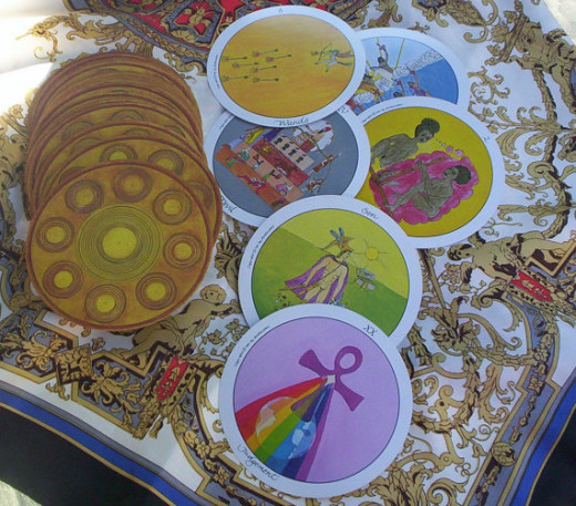 Motherpeace Tarot