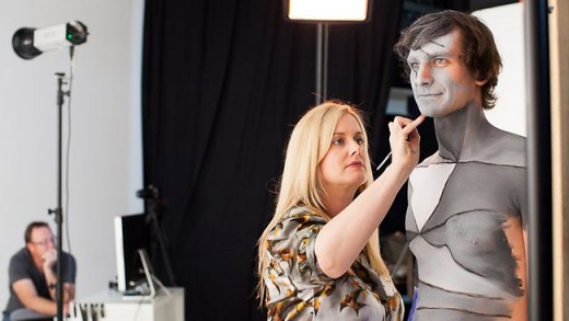 Emma painting Gotye for the music video ' Somebody that I used to know'