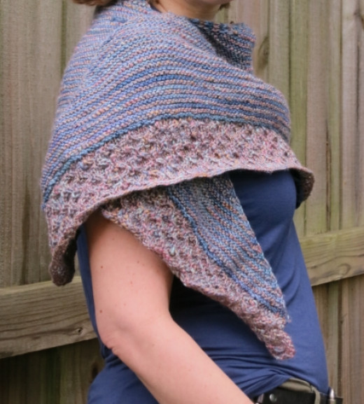 Free Knitting Pattern: Lightweight Textured Shawl HubPages